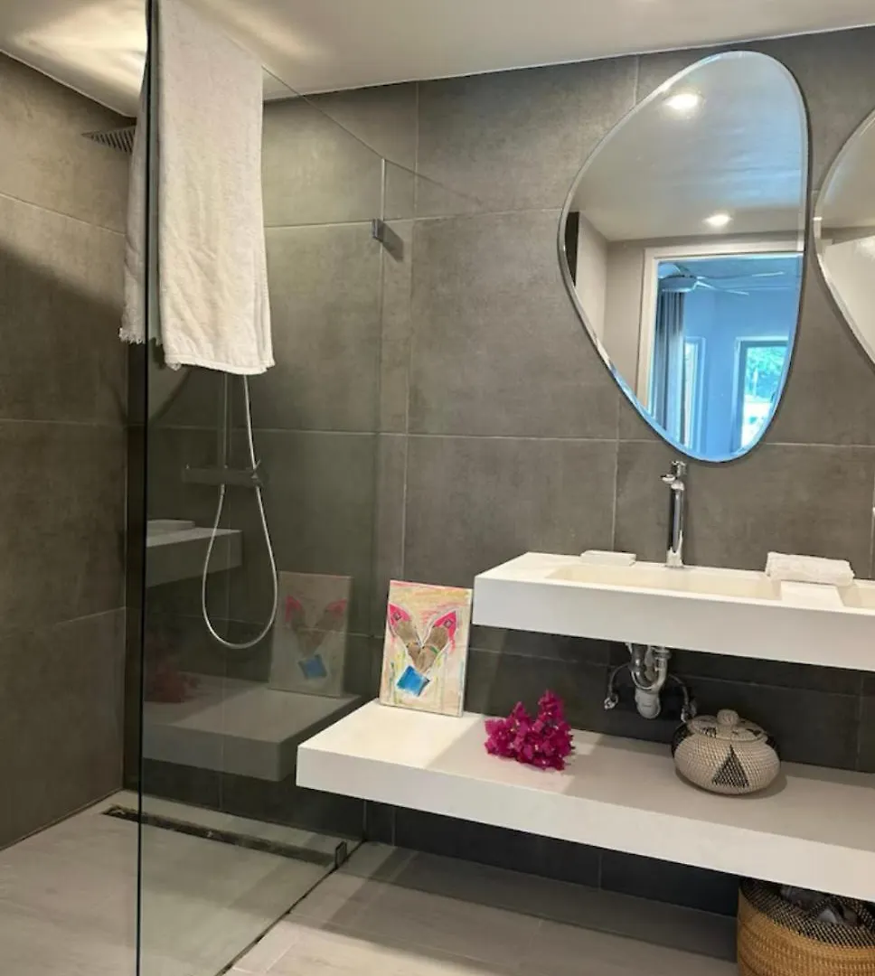 Appartement Specious 2 Bedroom In Pelican Key Near The Beach Simpson Bay